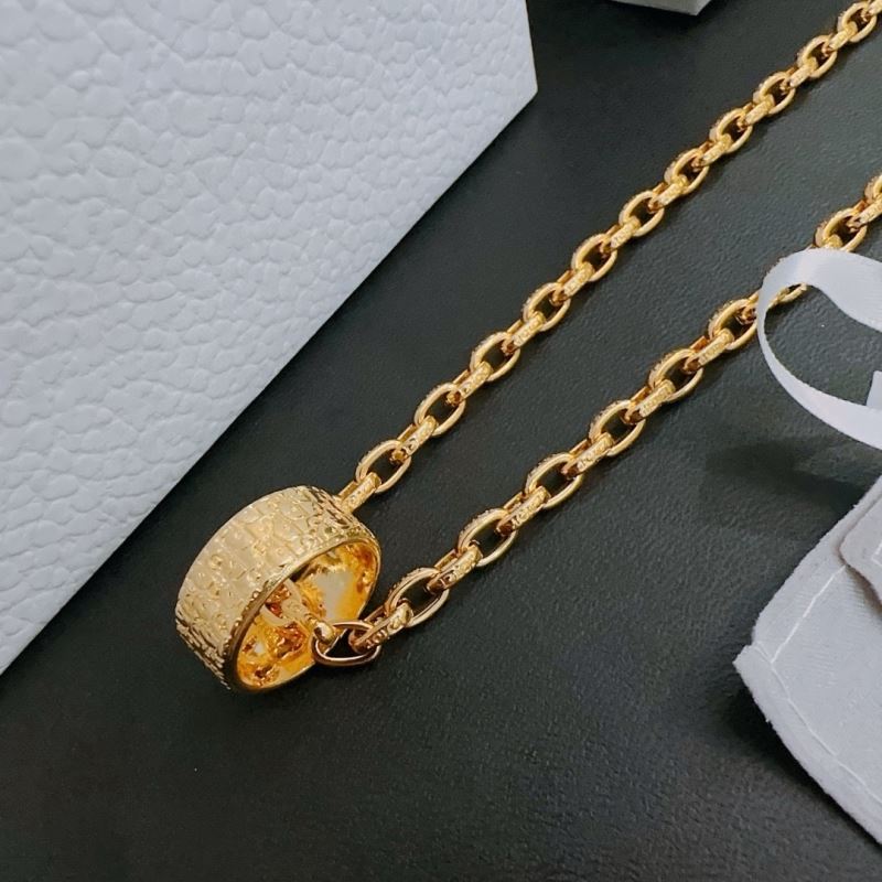 chr1st1an D10r necklaces